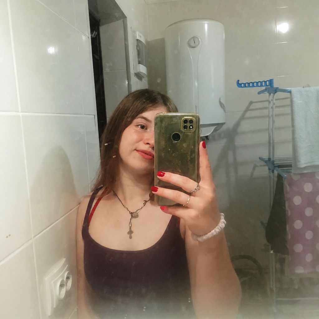 Юлічка from UA on Tango Live