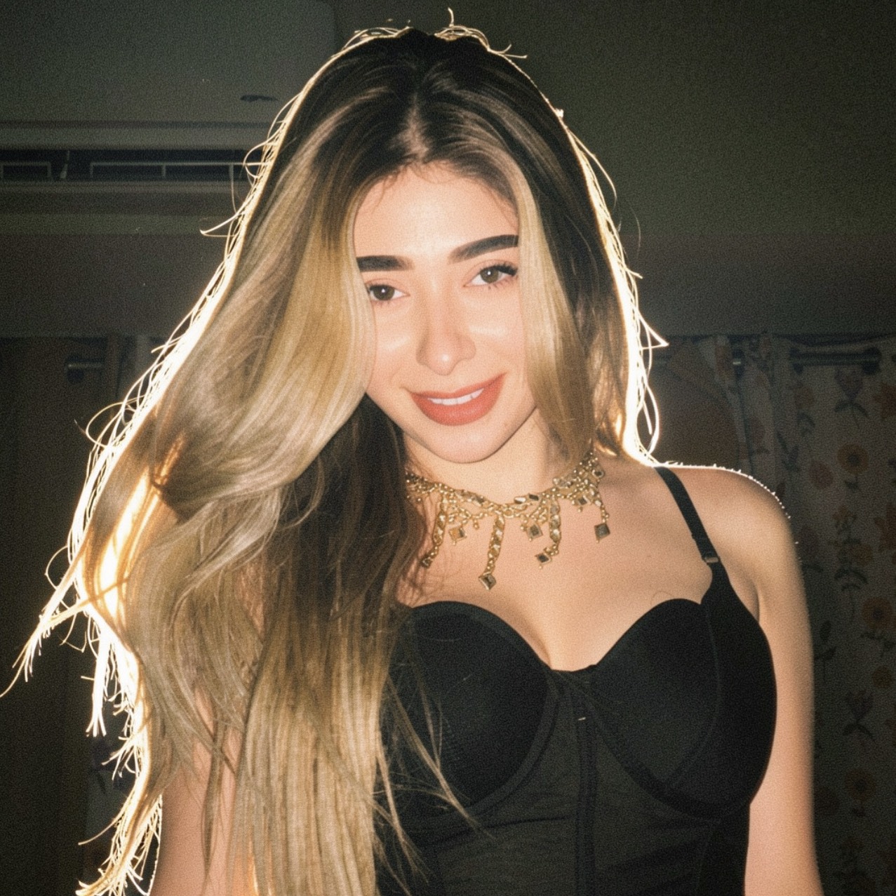 Sairaa🧿🧿 from IN on Tango Live