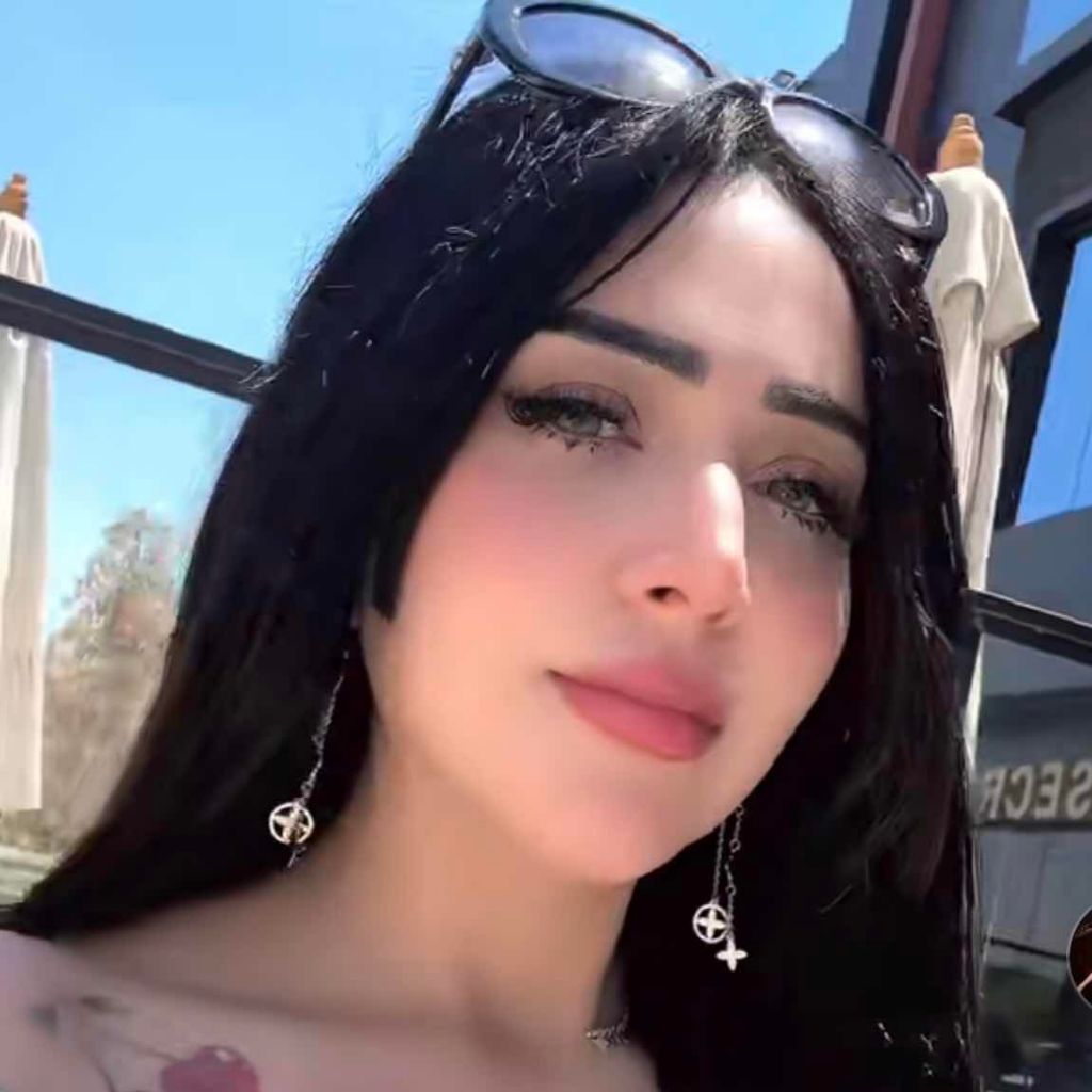 😎الرقاصةغرقانه فلبانيو😎 from SA on Tango Live