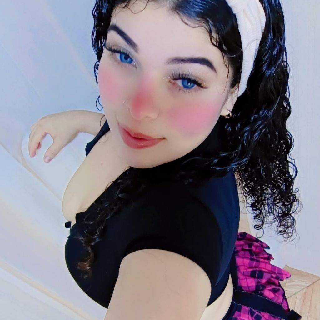 🎊🎁👑КАТАLIИНА 👑🎶💎 on Tango Live