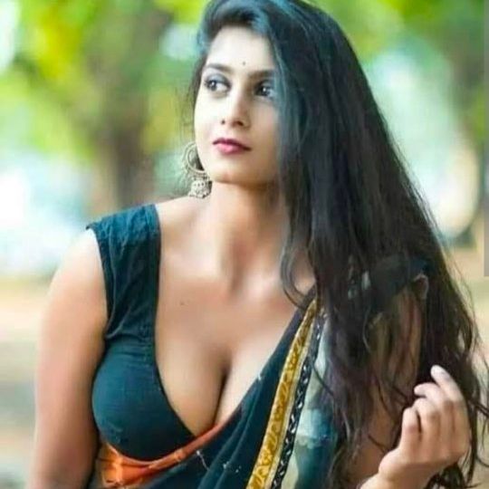 Manju from IN on Tango Live