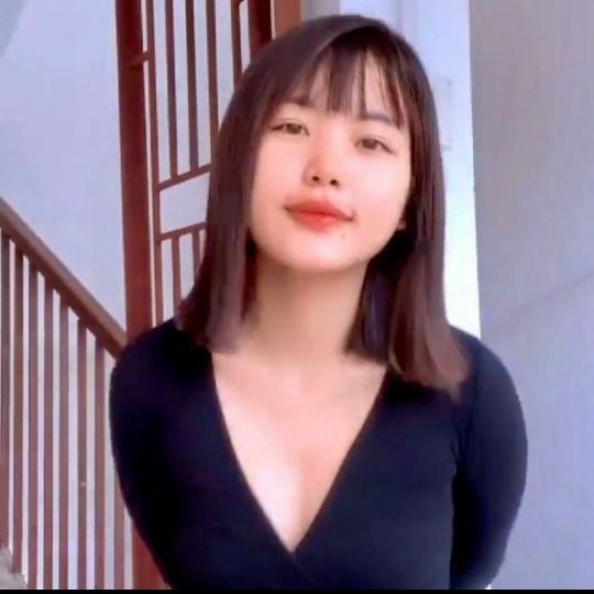 Tracy from IN on Tango Live