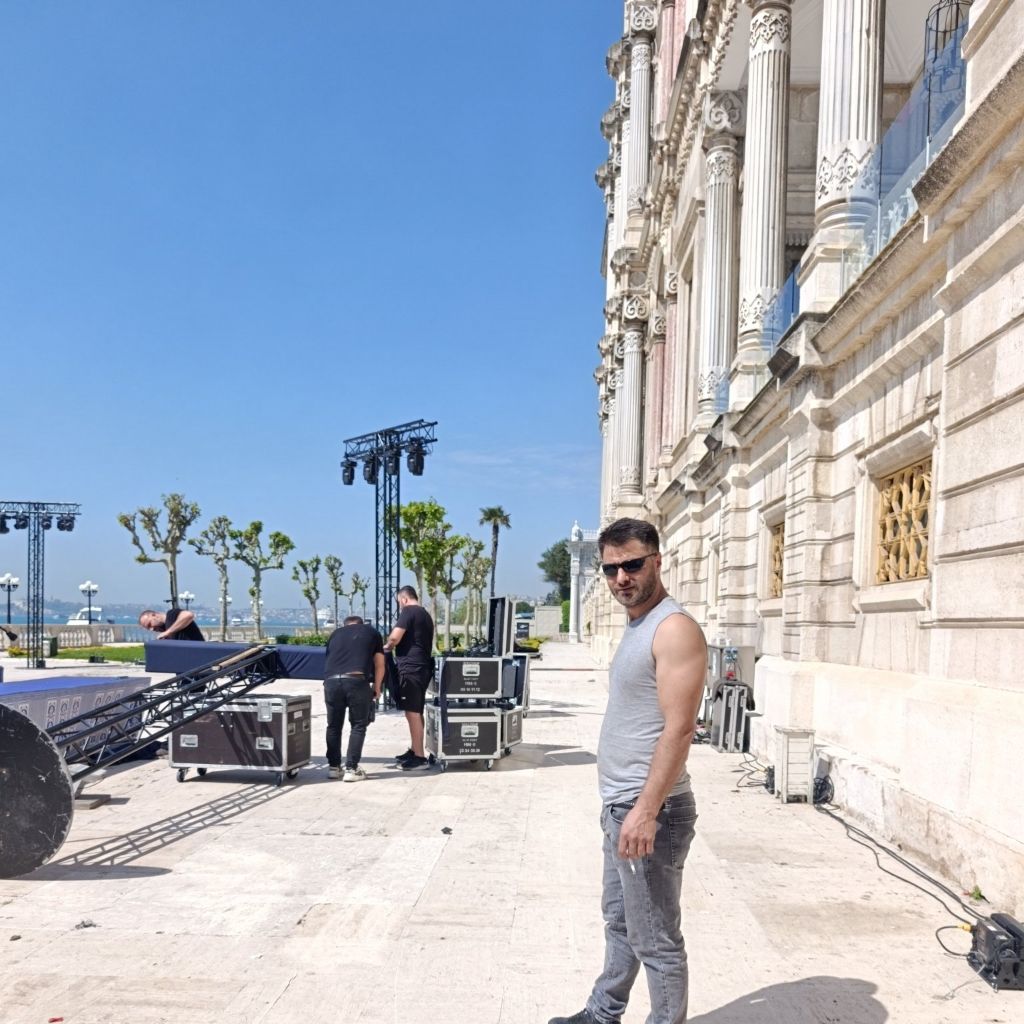 Ercan 34 from TR on Tango Live