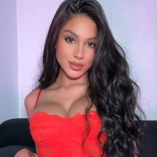 Velvet Vika 🫦 on Tango Live