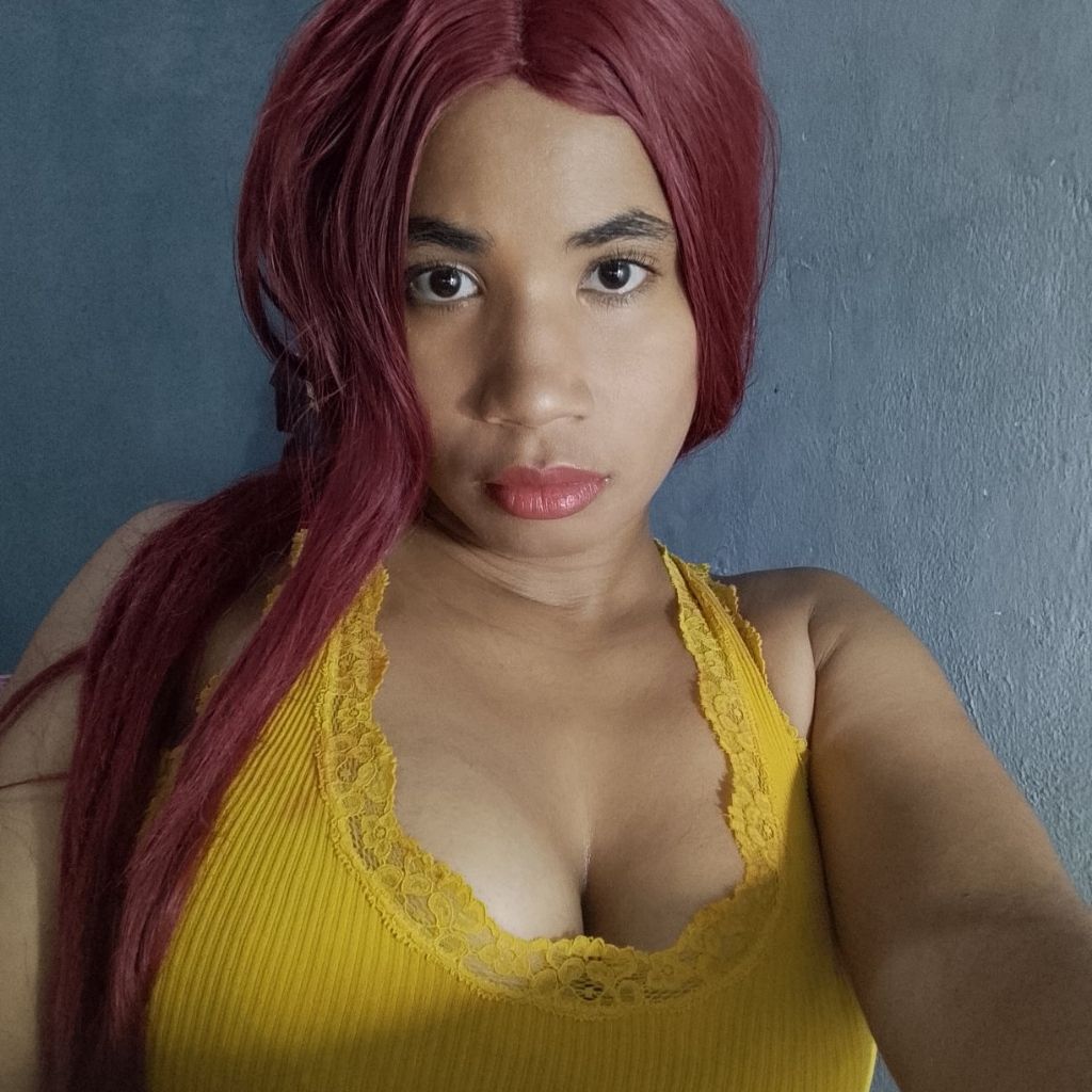 Aleja tøY🕹️ from US on Tango Live