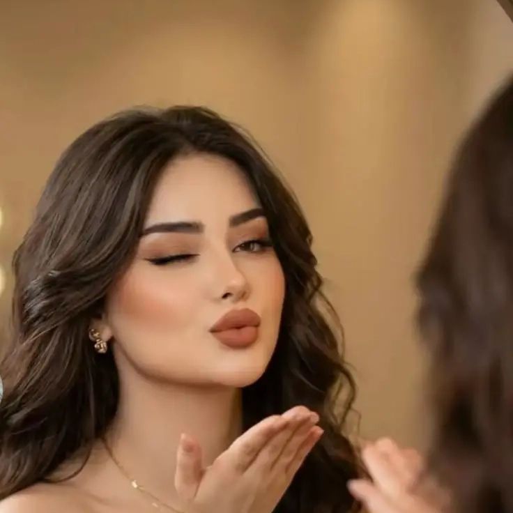 Sara 🦋 from PK on Tango Live