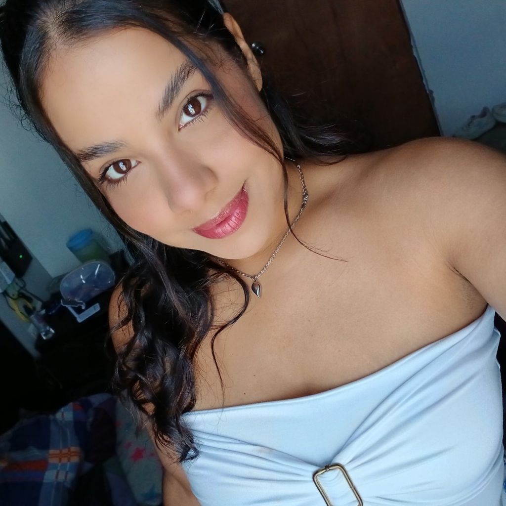 Amanda 🌶️🍷 from VE on Tango Live