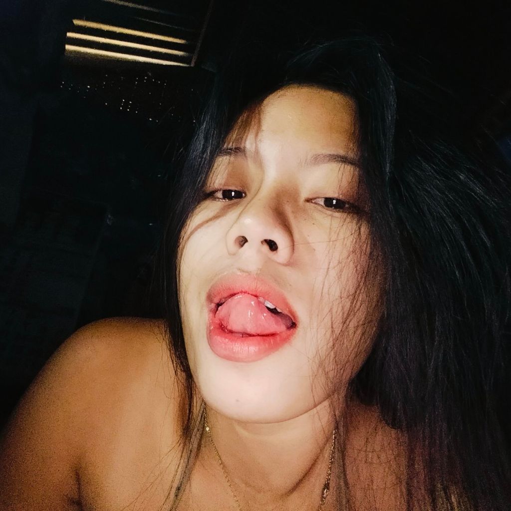 Nana from PH on Tango Live