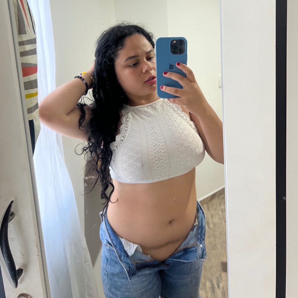 Emy Love ᵍᵃᶫᵃˣʸ 💋Ho👄 on Tango Live