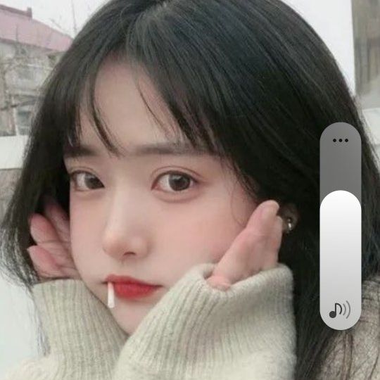 LyNaB from VN on Tango Live
