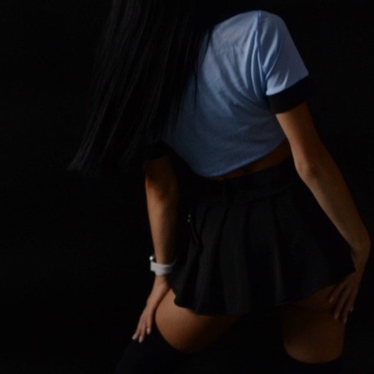 Brunette🩶 from PL on Tango Live