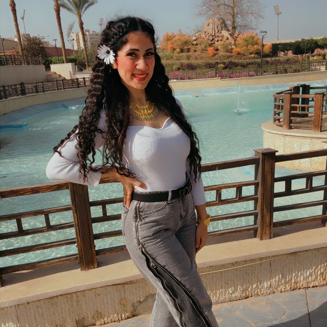 شيومه👑شيخه النسوان🌬✈️🦋❤️🔥 from AE on Tango Live