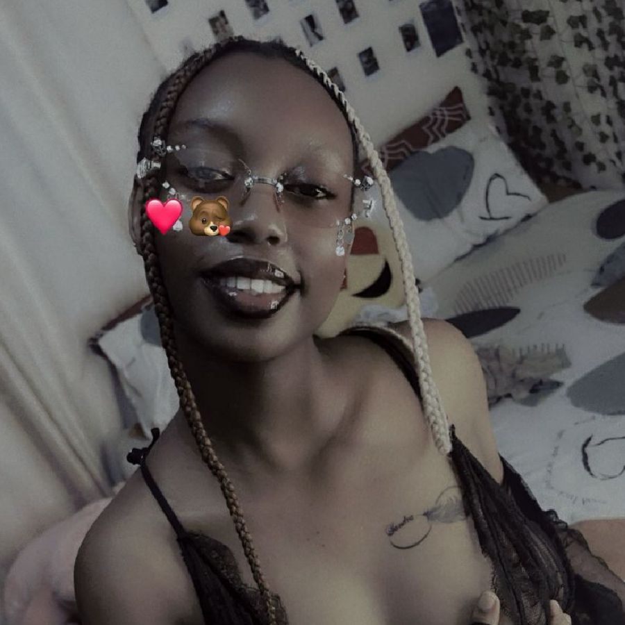 Miss Bambina♠️🏦 on Tango Live