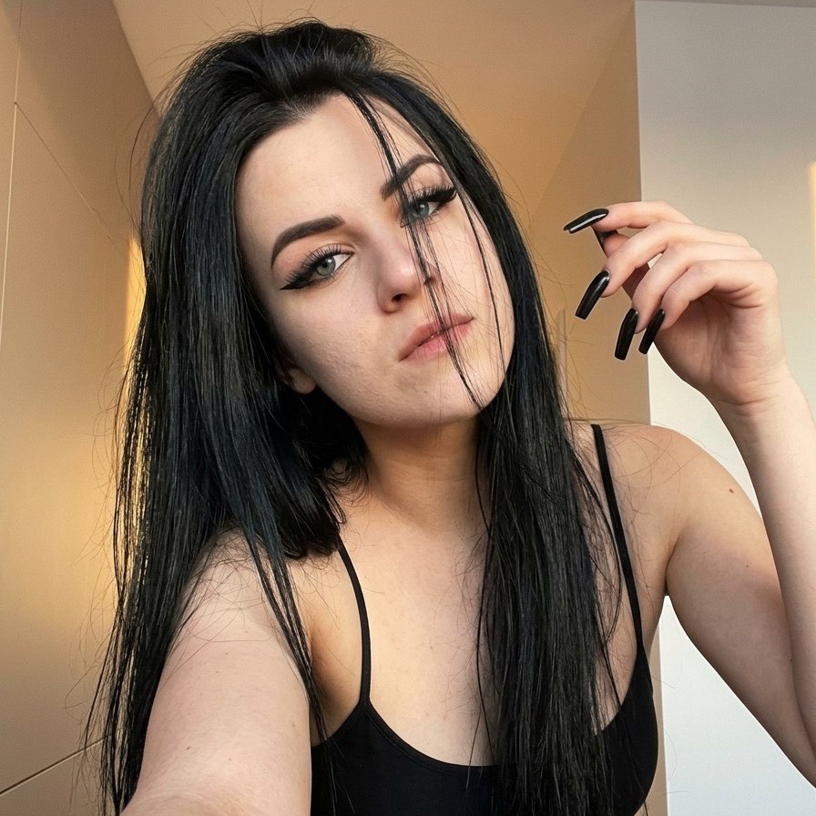 Aria from RU on Tango Live