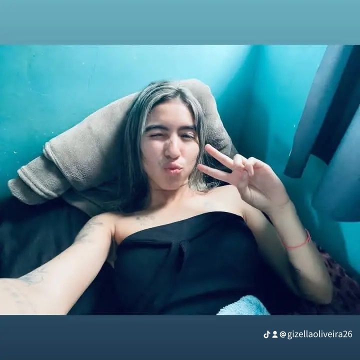 Emmmy🤤🫵🏻 from BR on Tango Live