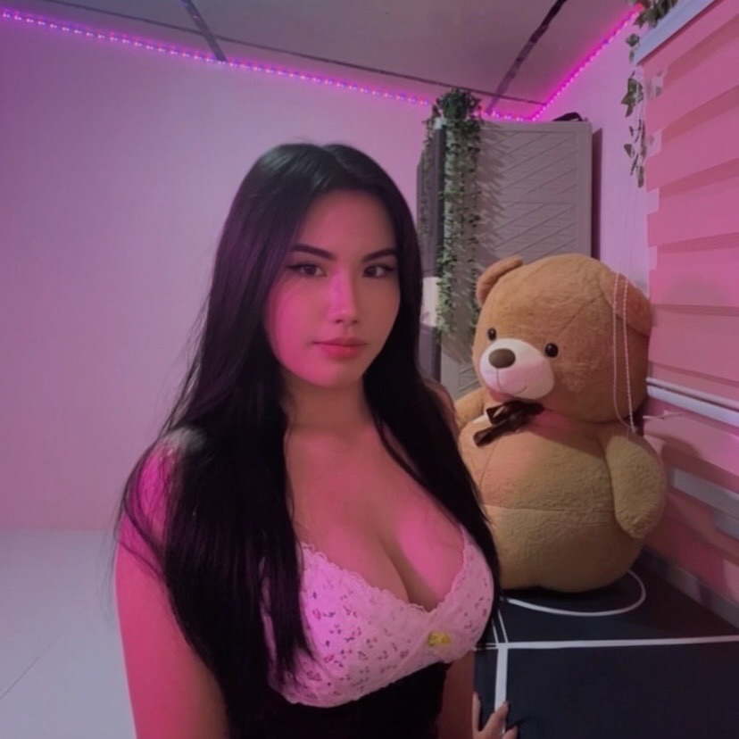 Sღlvia from PH on Tango Live