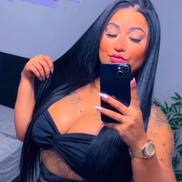 Morena Carioca from BR on Tango Live