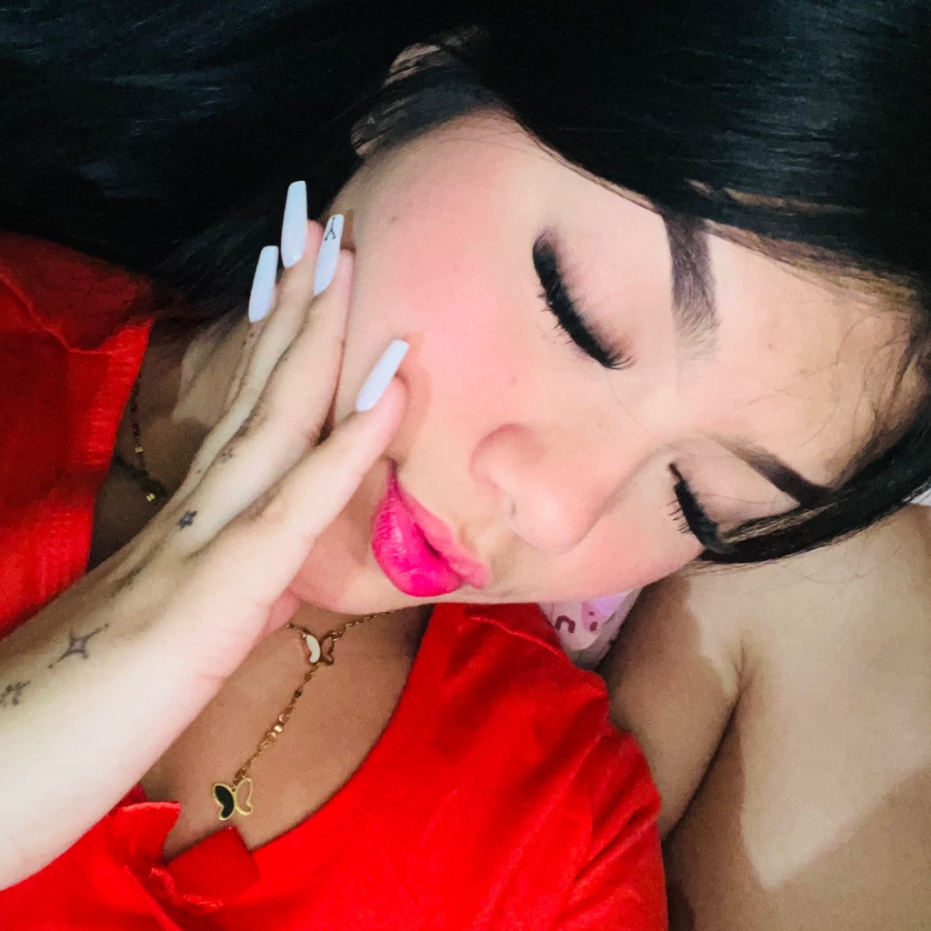 Mila🥰 from VE on Tango Live