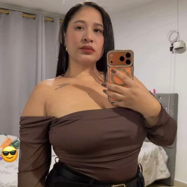 Karlis Sofia 🖤🦋💋 from CO on Tango Live