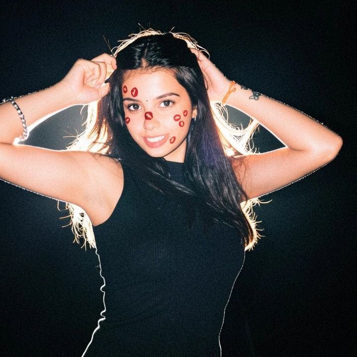 Gurnaaz from IN on Tango Live