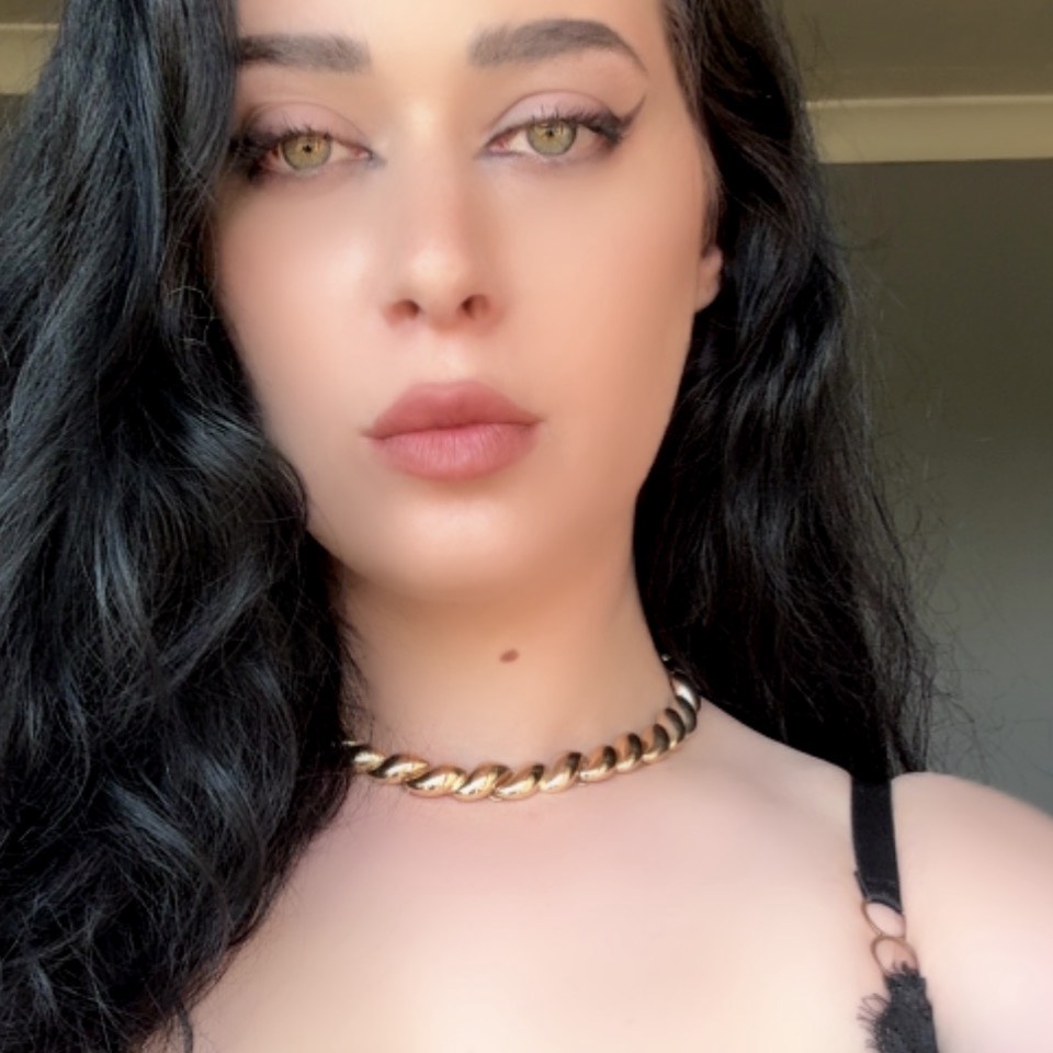 Amy 💋 from GB on Tango Live