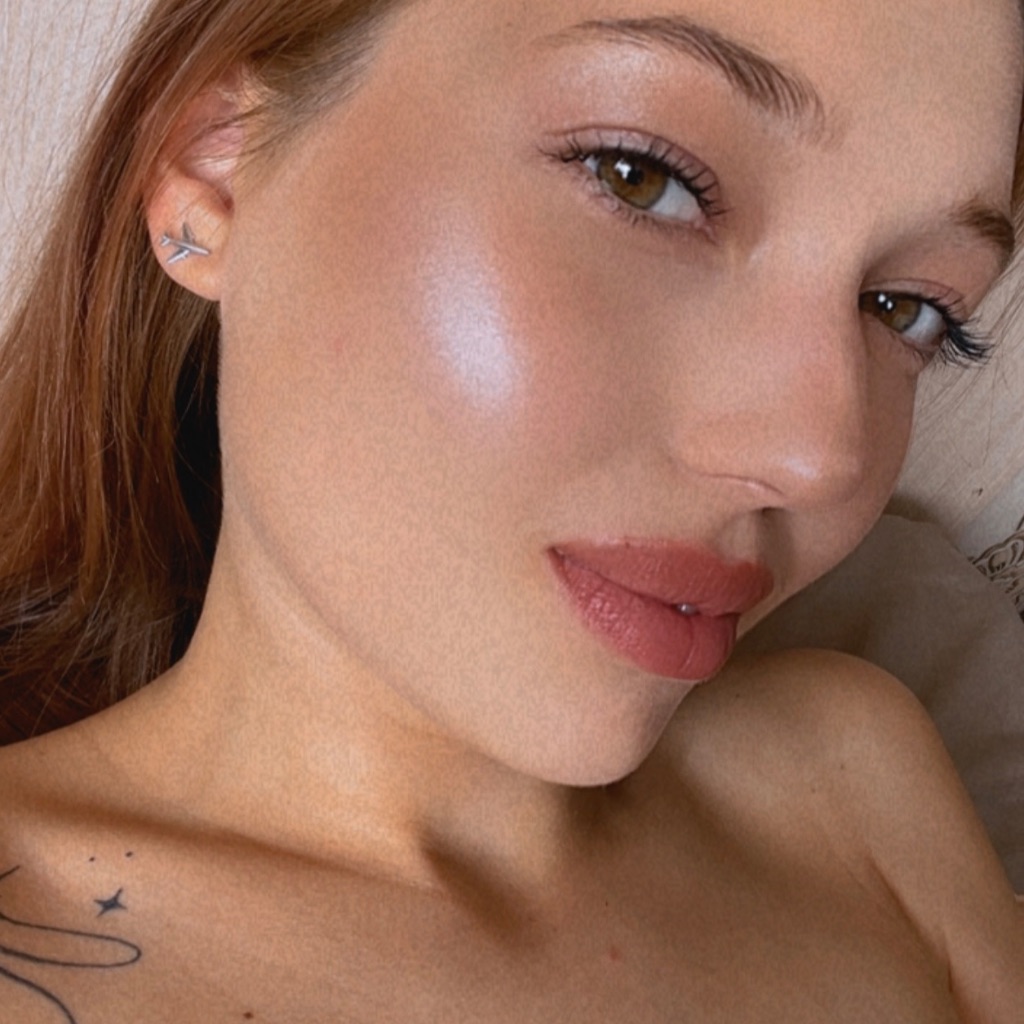 💫 LadySekret💫 from RU on Tango Live