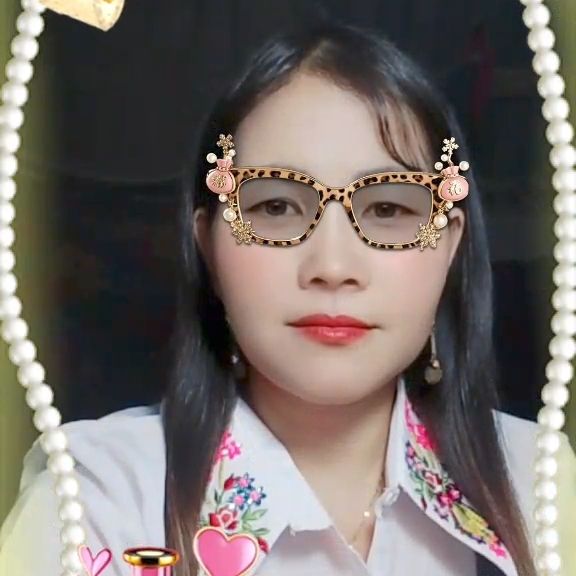 Mèo Con from VN on Tango Live