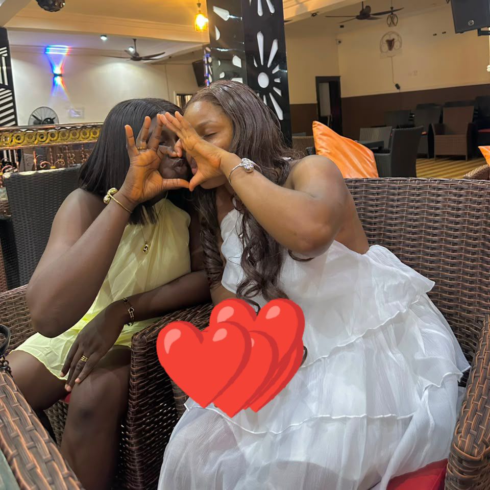 $ofia/Ann 💋💋💋 from NG on Tango Live