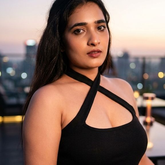 🦋✨Ｚεɱץ✨🦋priyanka🦋 on Tango Live