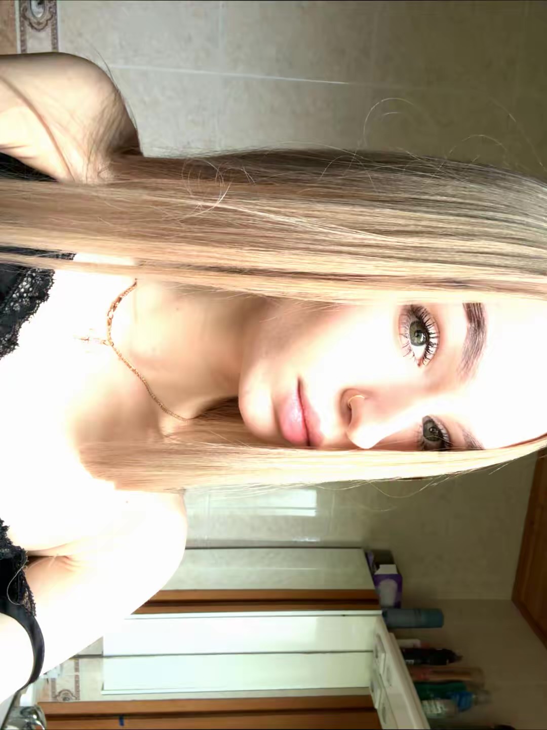 Viktoriia🌸 from UA on Tango Live