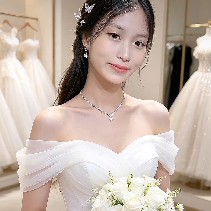 Hoa may from VN on Tango Live