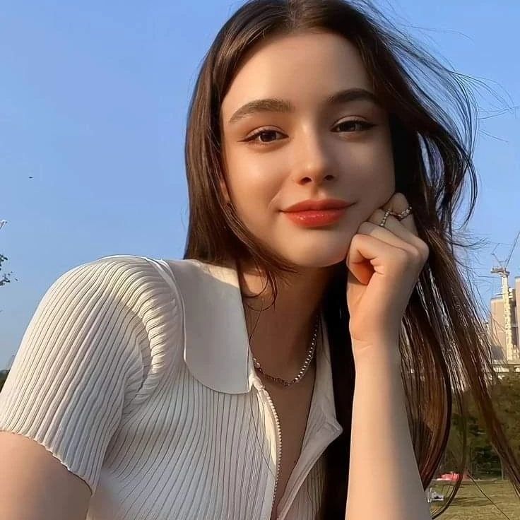 NỮ OA from VN on Tango Live