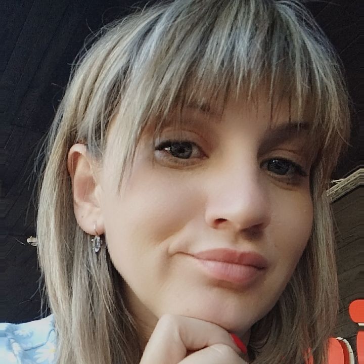 Mery from UA on Tango Live