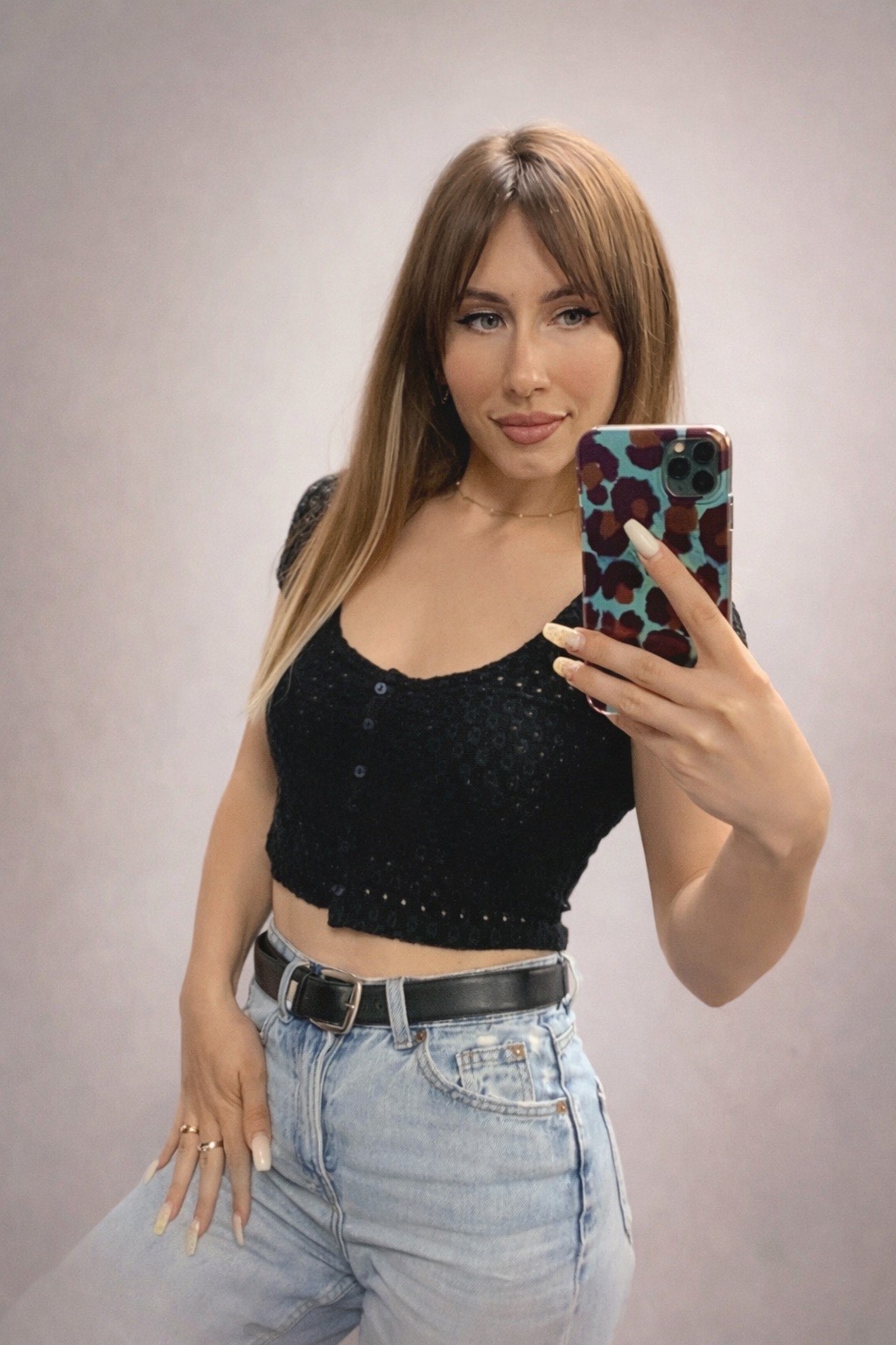 Dria from UA on Tango Live