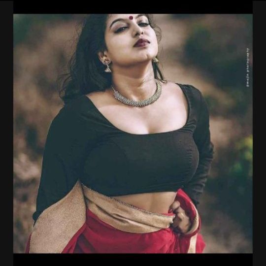 Roop rani 👄❤️ from IN on Tango Live