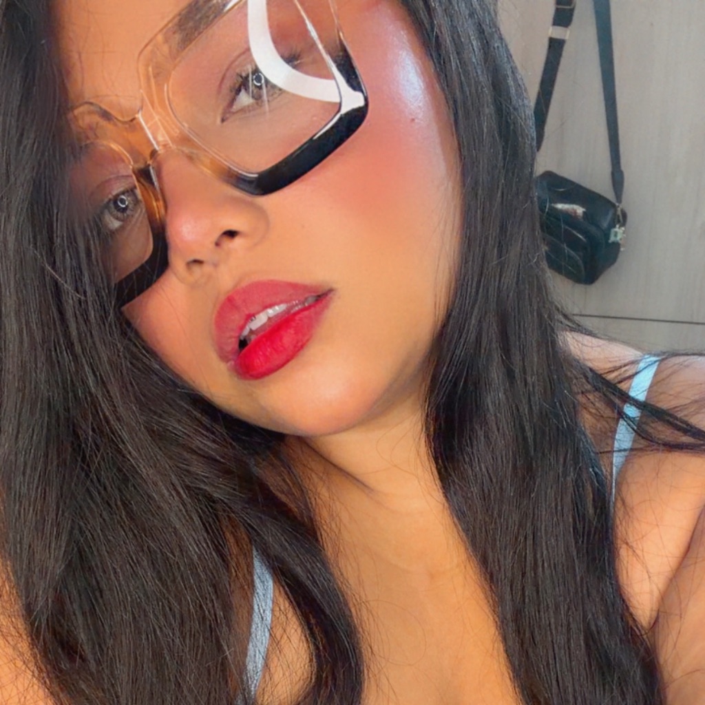 Fiore💋😋 from CO on Tango Live