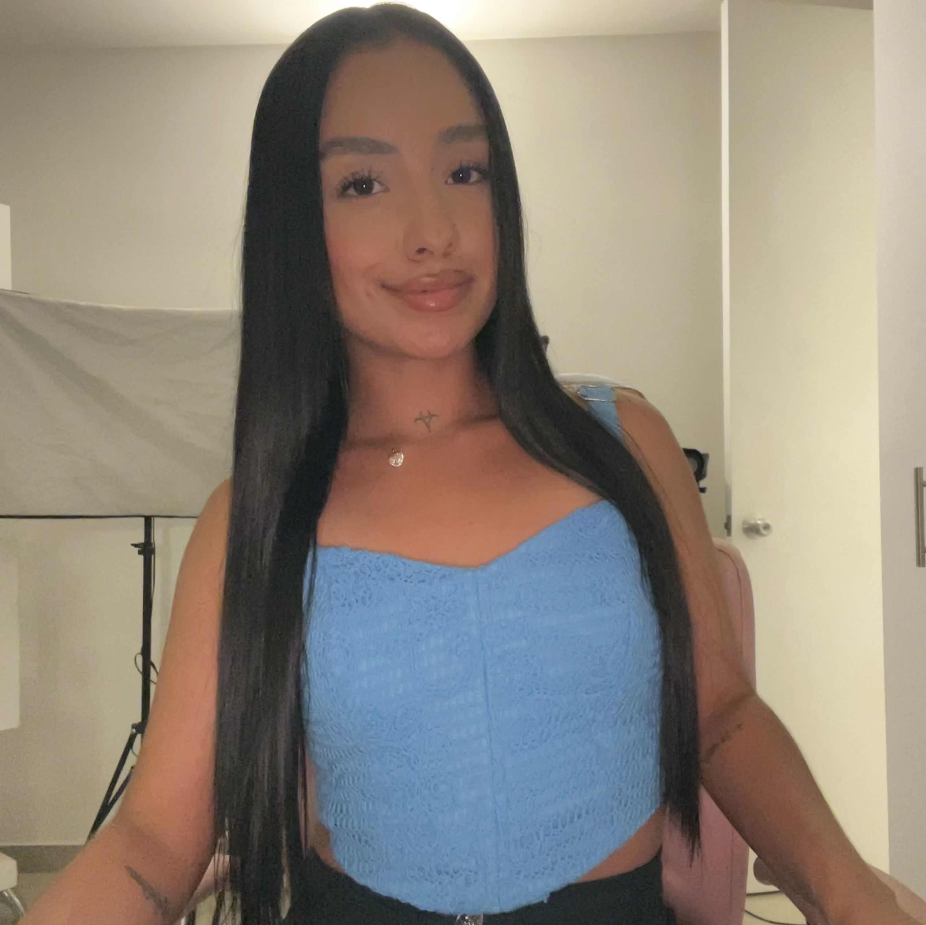 LindaBoo 💠 from CO on Tango Live