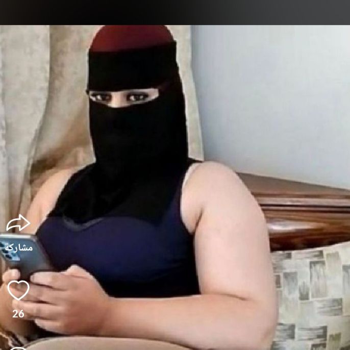 اللمضه ام لسان طويل on Tango Live