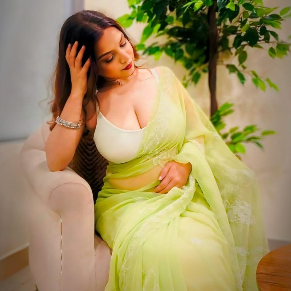😈🤤 YOUR RASMALAI 🤤🥕👠🧿 on Tango Live