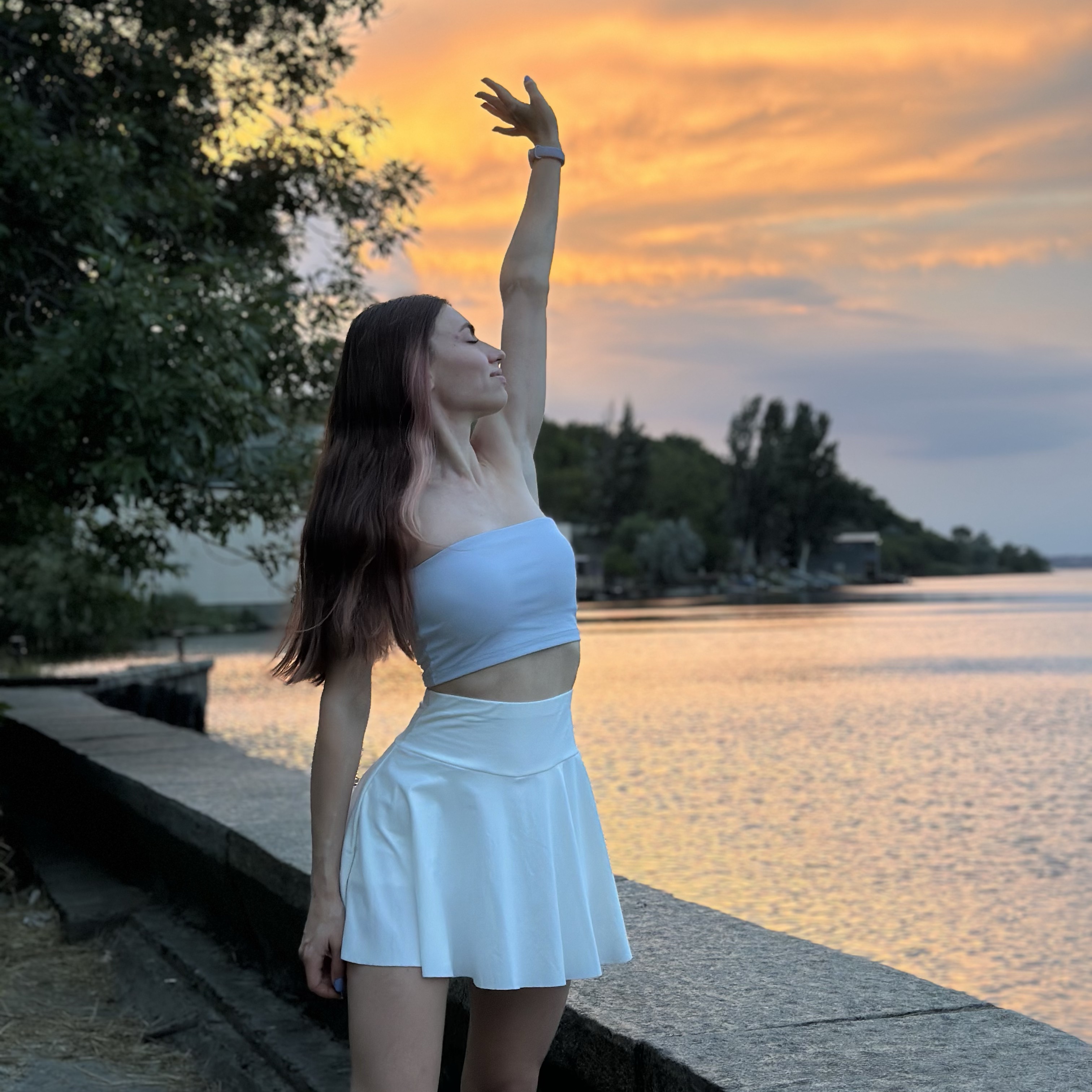𝕃𝕦𝕟𝕒𝕣ℙ𝕦𝕣𝕣💜 from UA on Tango Live