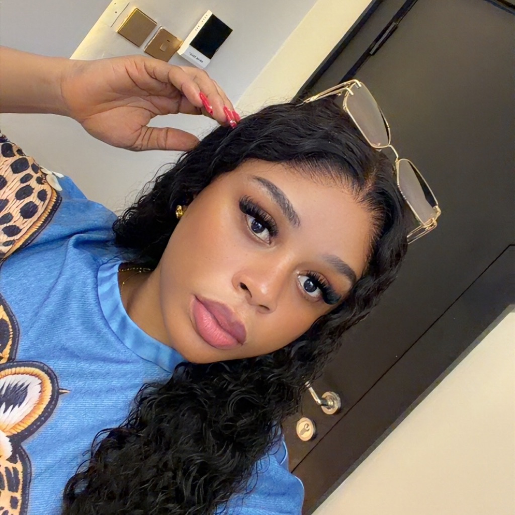 🎀✨Gummy B✨🎀 from US on Tango Live