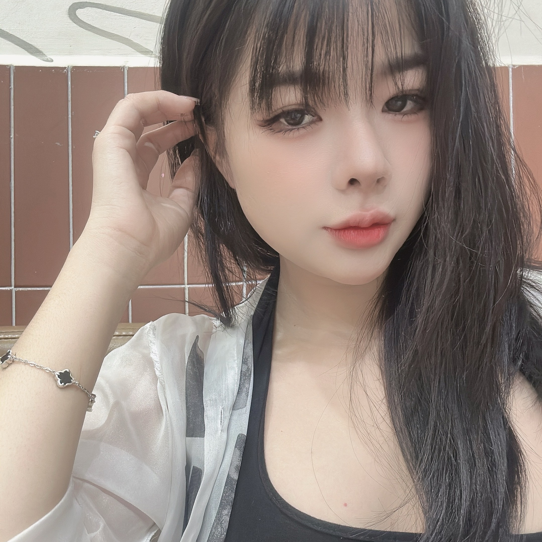 Lina 😺 on Tango Live