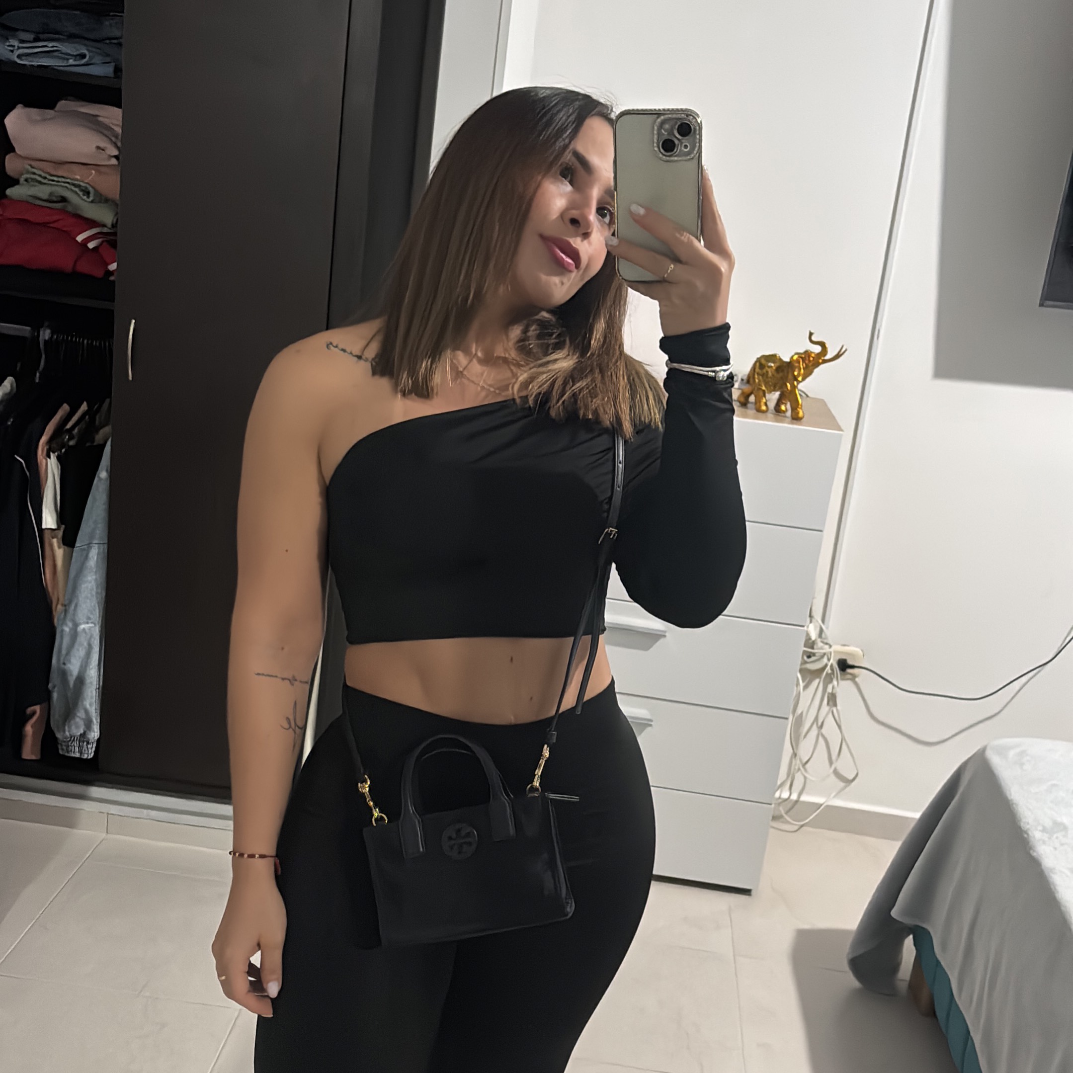 💛ľíïzz💛🔪♊️ from CO on Tango Live