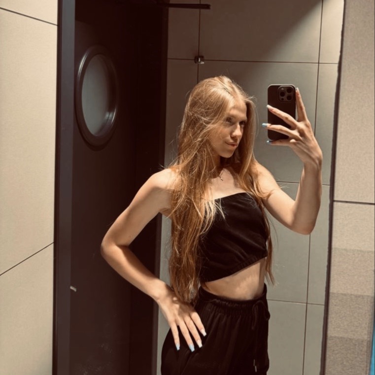 🤍lovely🤍-Loveᵍᵃᶫᵃˣʸ from UA on Tango Live