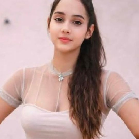 Anvi from IN on Tango Live