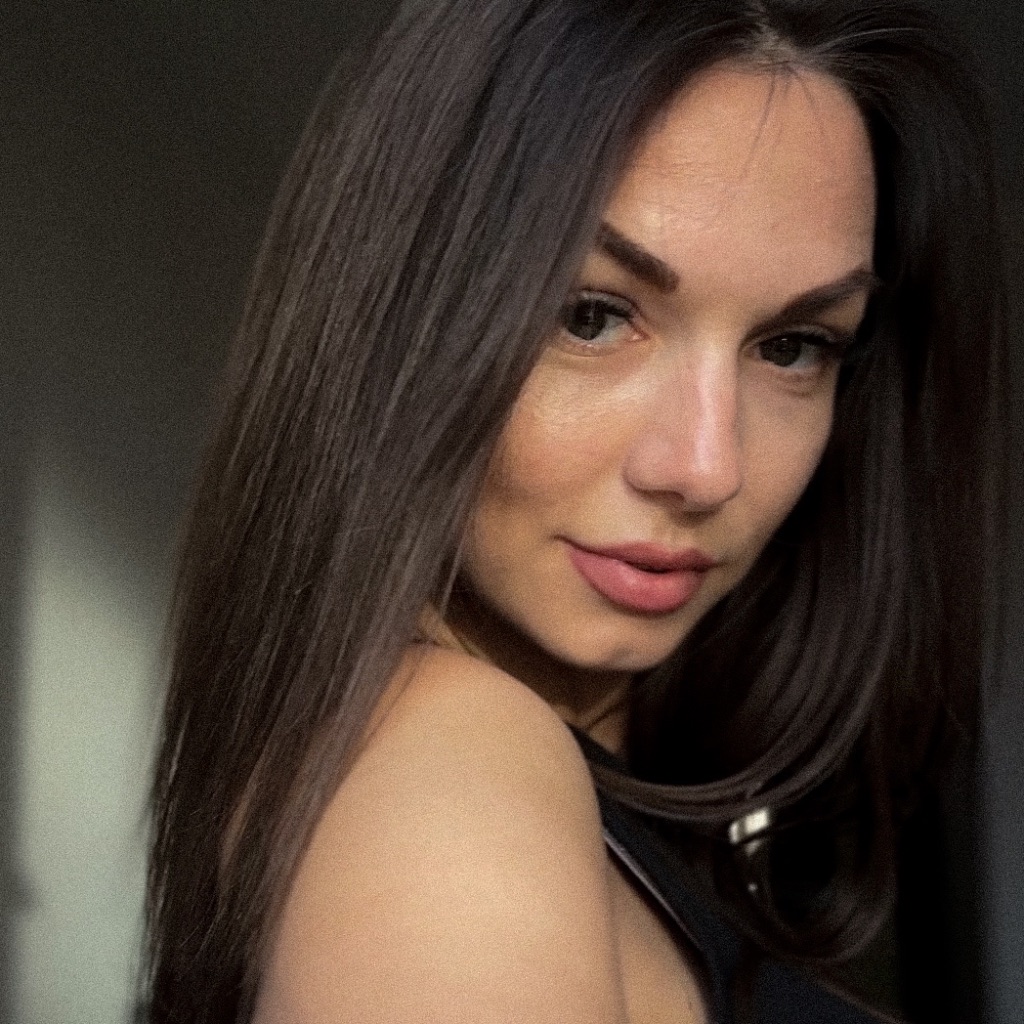 Anesty from UA on Tango Live