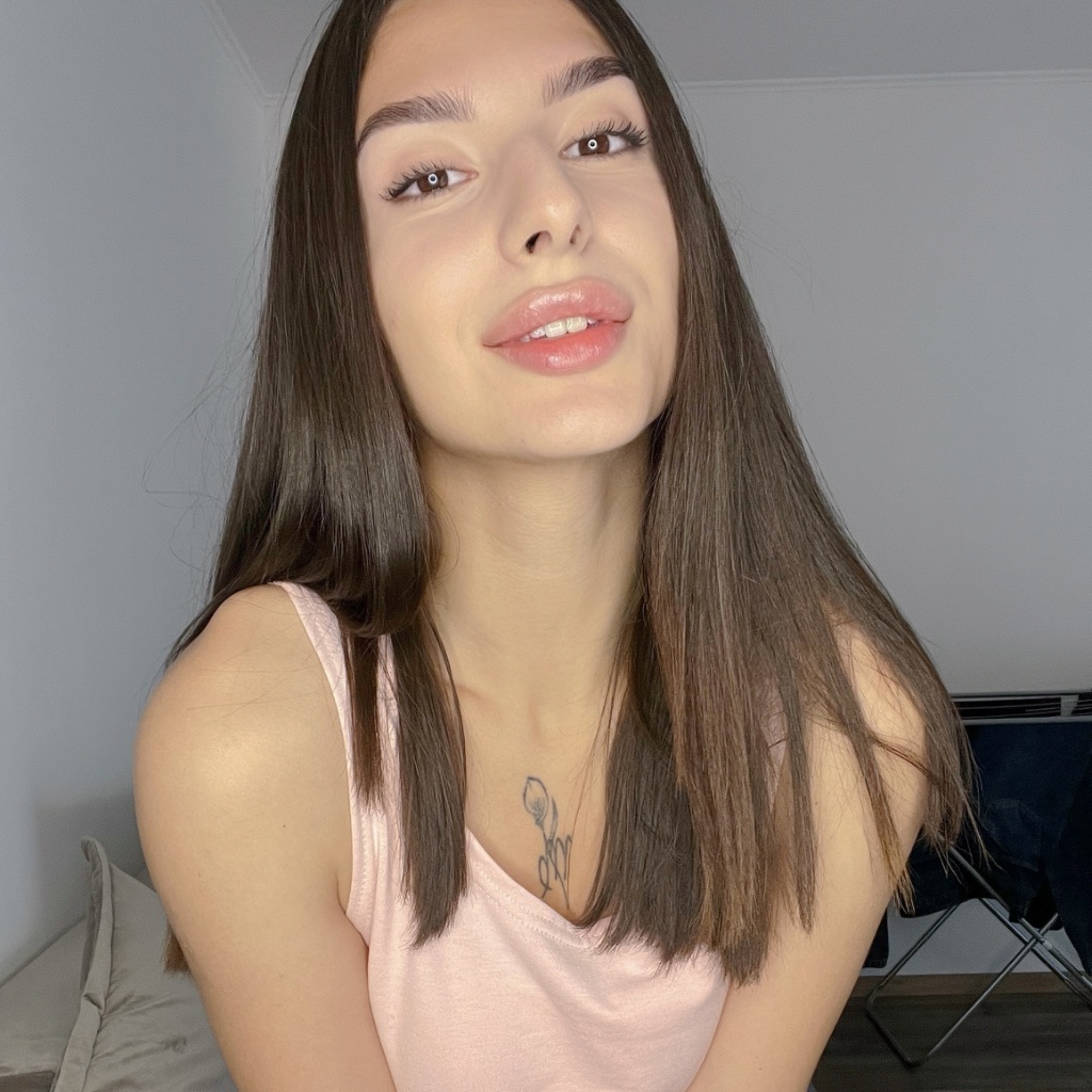 Vero 🎀 from UA on Tango Live