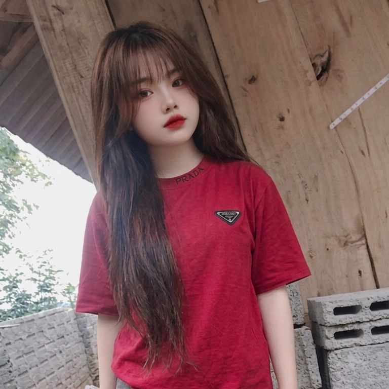 Julia from VN on Tango Live