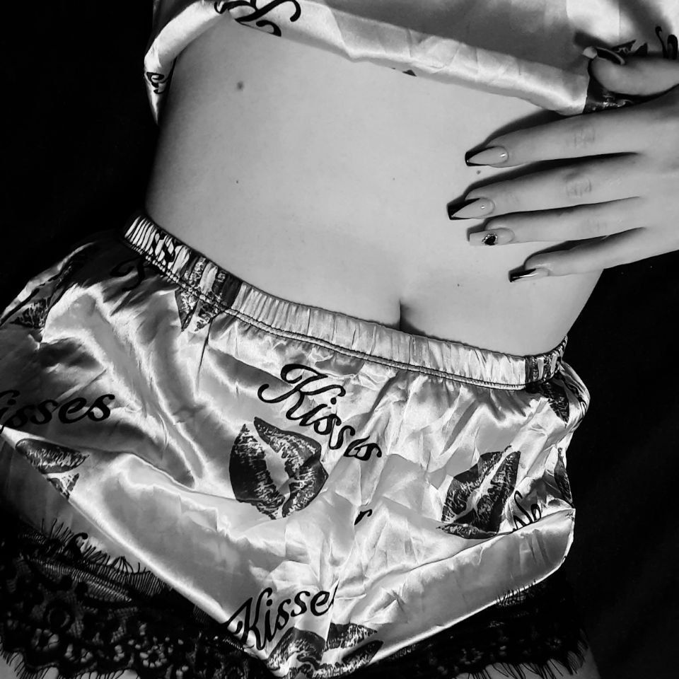 Sexxxxy from UA on Tango Live