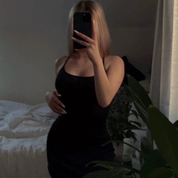 Hɛlena ☾ from BR on Tango Live